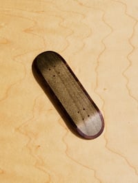 Image 1 of Blink RealSkate Fingerboard - 29/56 - Split-ply Walnut burl frame grey