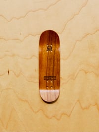 Image 2 of Blink RealSkate Fingerboard - 29/56 - Split-ply Grey frame walnut