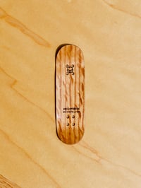 Image 2 of Blink RealSkate Fingerboard - 29/58 - Split-ply Blinking maple cross on speckle