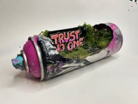 Image 1 of Trust No one 