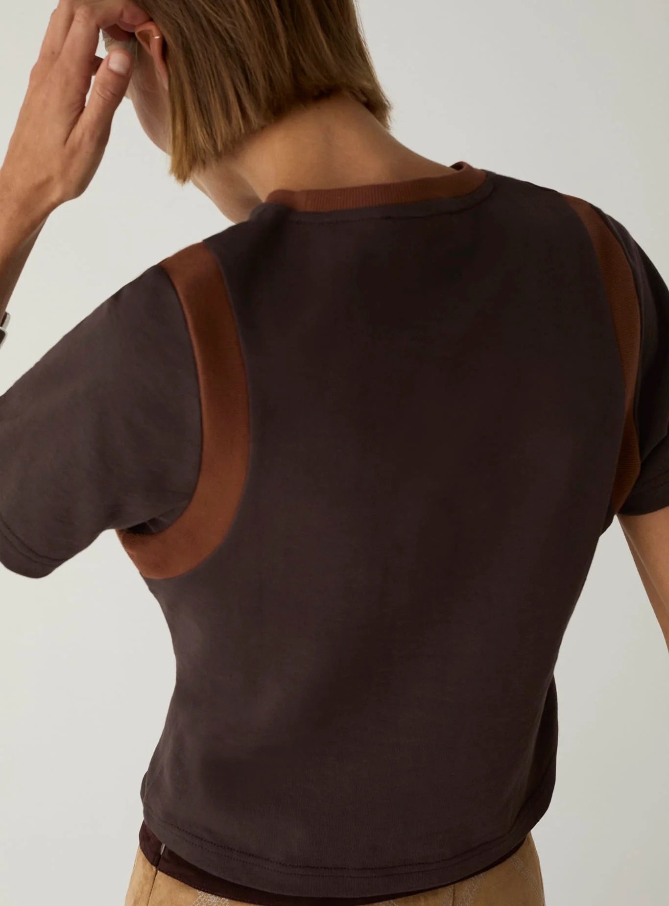 Image of LAAGAM LUMEA BROWN LOGO T-SHIRT