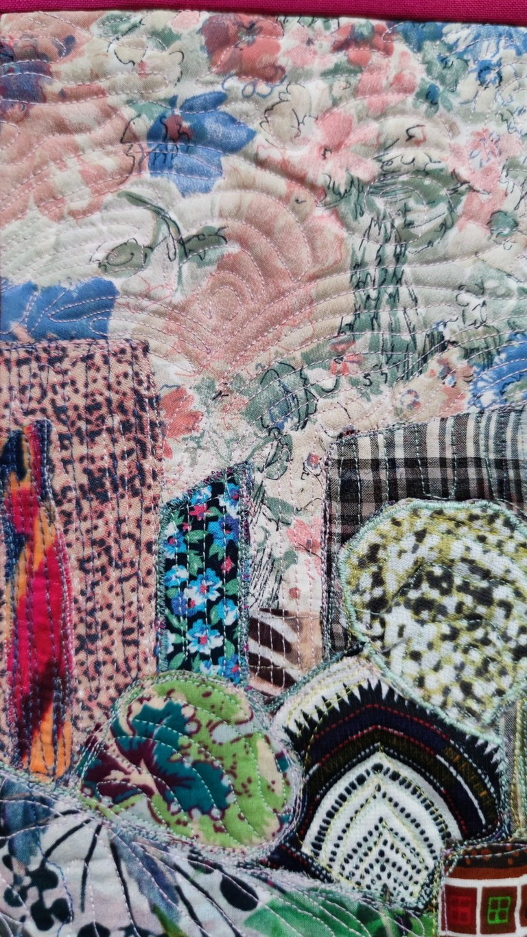 'In the Stone Jungle' - abstract modern art quilt, 44x26cm Image 9