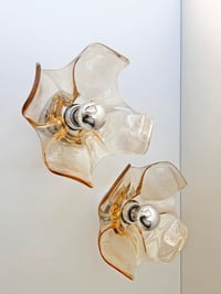 Image 5 of APLIQUE DE CRISTAL CON DISEÑO DE FLOR, AÑOS 60