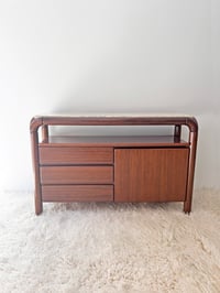 Image 6 of CÓMODA DE MADERA Y MÁRMOL, AÑOS 70