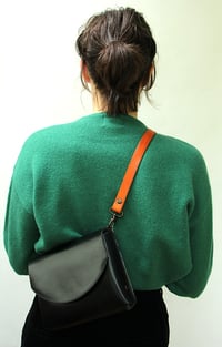 Image 3 of Julienne mini Black (choose your strap)