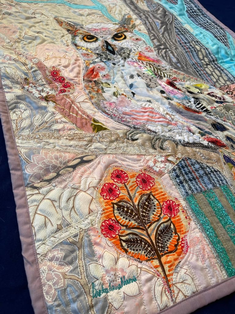 Owl Art Quilt "Light Guardian" — Textile Wildlife Wall Art, 72x53cm Image 4