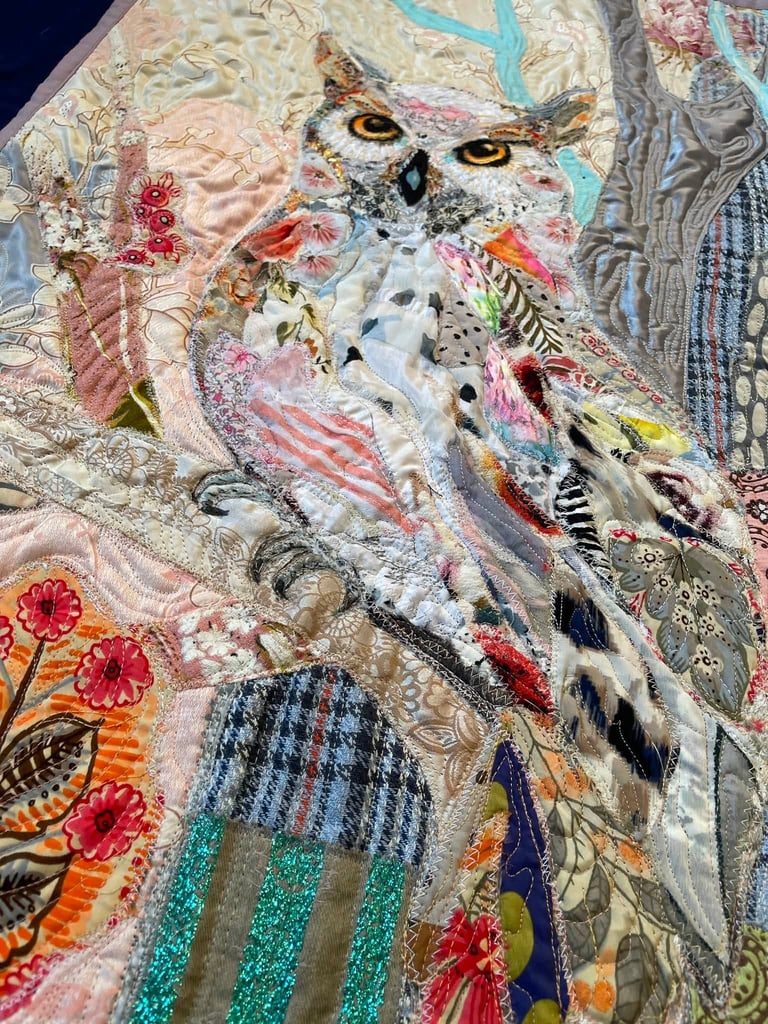 Owl Art Quilt "Light Guardian" — Textile Wildlife Wall Art, 72x53cm Image 7