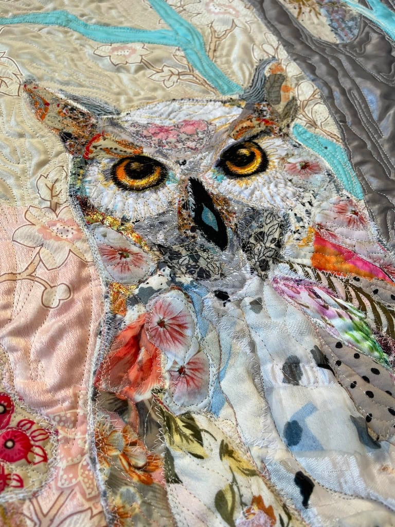 Owl Art Quilt "Light Guardian" — Textile Wildlife Wall Art, 72x53cm Image 8