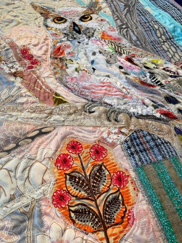 Owl Art Quilt "Light Guardian" — Textile Wildlife Wall Art, 72x53cm Image 11