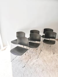 Image 6 of SET DE SEIS SILLAS APILABLES STEELCASE, AÑOS 80