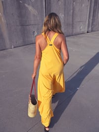 Image 2 of MONO AMARILLO AMANTES 