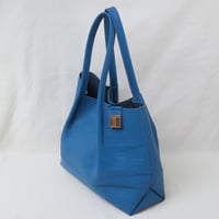 Image 5 of Pinch Tote pebbled happy blue
