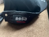 Image 3 of 6 Panel Curve Cap