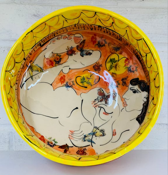 Image of Medium Bowl/Dish in yellow and orange