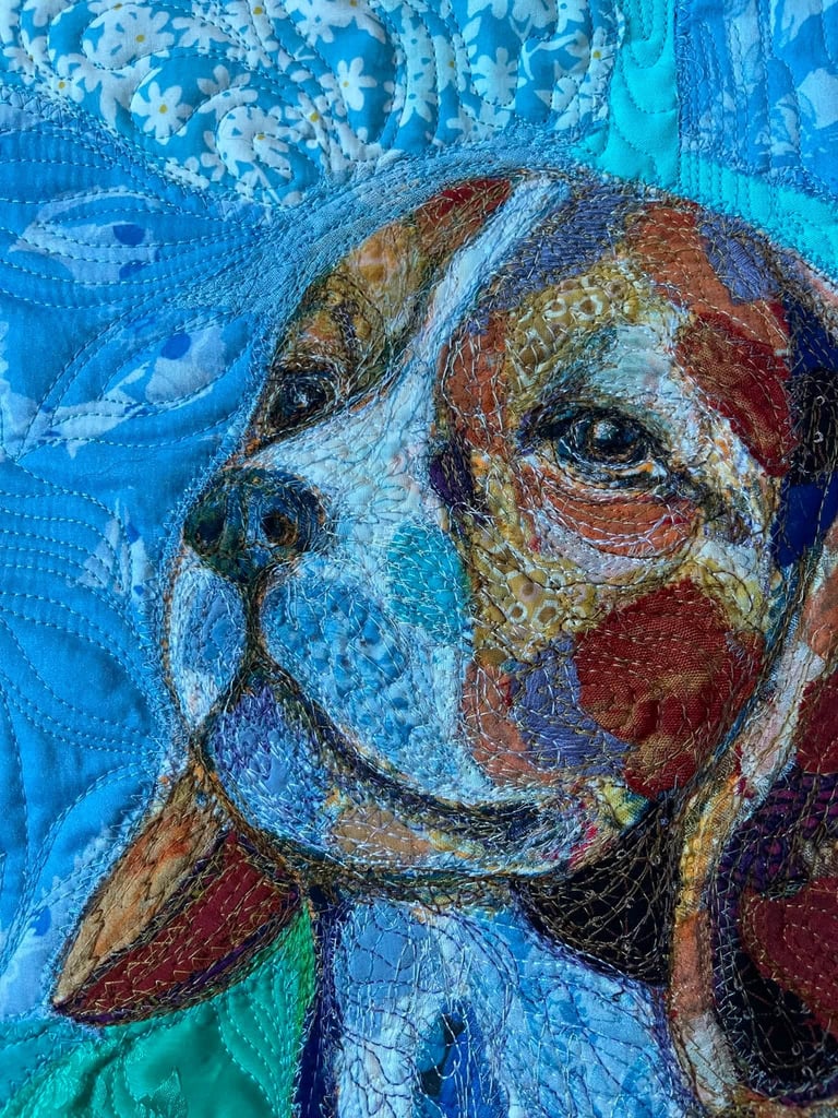 Peace — Original Beagle Art Quilt, Textile Dog Portrait, Pet Lover Wall Art, 45x36cm Image 4