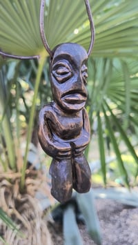 Image 3 of Tiki Pendaglio