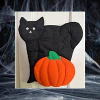 Quilted Cat & Pumpkin Wall Hanging 