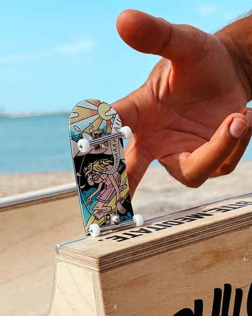Image of Sunny Surfing | Premium Fingerboard 🔥