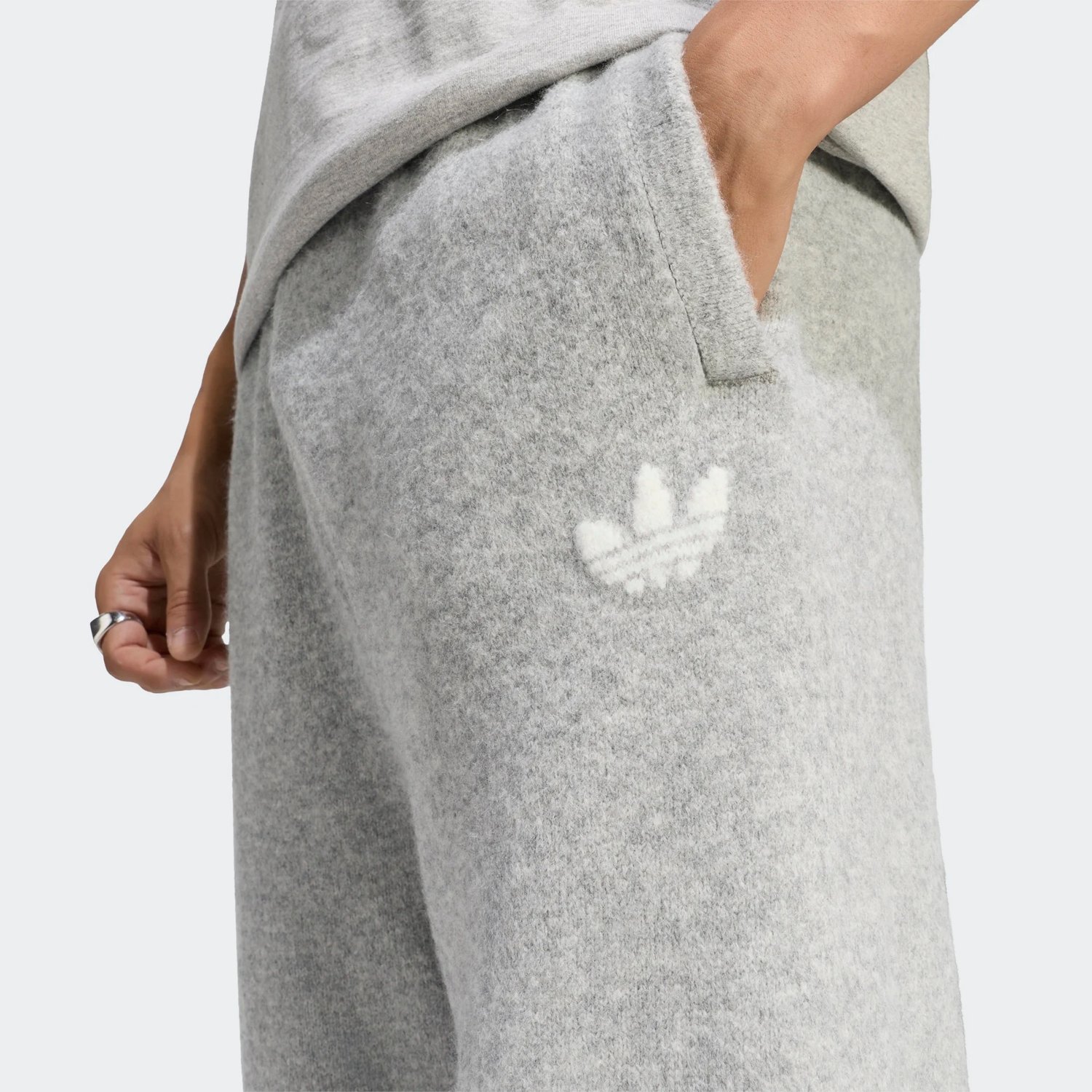 Image of ADIDAS ORIGINALS ESSENTIALS KNIT PANTS