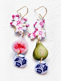 Image 1 of ‘deep pink, olive green’ – wild fruits gold earring dangles