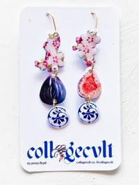 Image 3 of ‘dark violet figs’ – wild fruits gold earring dangles