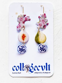 Image 3 of ‘honey gold figs’ – wild fruits gold earring dangles