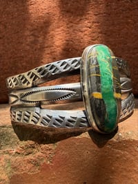 Image 3 of WL&A Handmade Old Style Heavy Ingot Candelaria Ribbon Turquoise Cuff - Size 7 to 7.5in Wrist