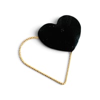 Broche coeur , modèle LOVE,  Noir