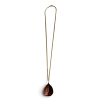 Image 1 of Collier sautoir floral , modèle ARUM, Bordeaux metallisé