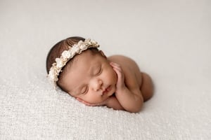 Image of Kiana Backdrop - Pink / White