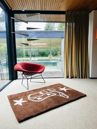 TOBACCO BOOT HAND TUFTED RUG