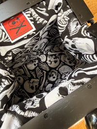 Image 4 of Lace and skulls