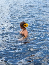 Image 3 of xl sunflower claw