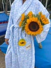 Image 7 of sunflower clip