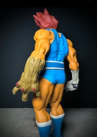 Image 3 of LION-OH RESIN ART TOY
