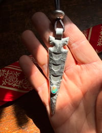 Image 3 of WL&A Handmade Sterling Silver Royston Arrowhead Pendant - Sz 3.75" - Silver Mercury Dime Pearl