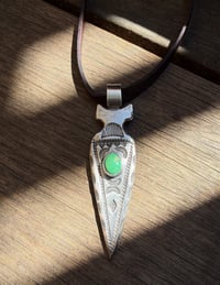 Image 1 of WL&A Handmade Sterling Silver Mint Royston Arrowhead Pendant - Sz 3" - Leather 26"  