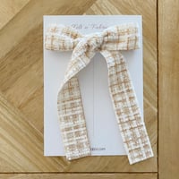 Image 1 of Longtail bow/ Caramel Mitten 