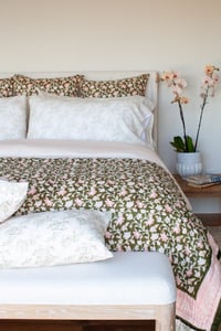 Image 1 of Summervine  Quilt