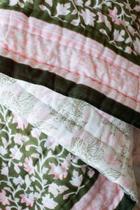 Image 6 of Summervine  Quilt