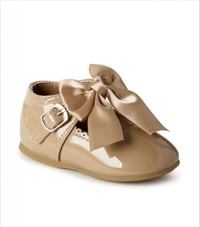 Image 2 of biscuit bow shoes
