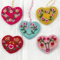 Image 1 of Needle Felting Kit – Heart Decorations