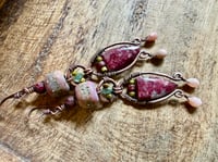 Image 23 of Carmine earrings - n35