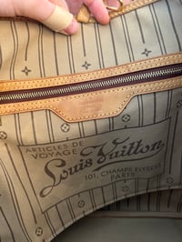 Image 20 of Louis Vuitton Neverfull MM Monogram Canvas Tote Bag