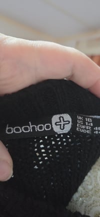 Image 8 of Boohoo Black Oversized Knit Jumper – UK 18