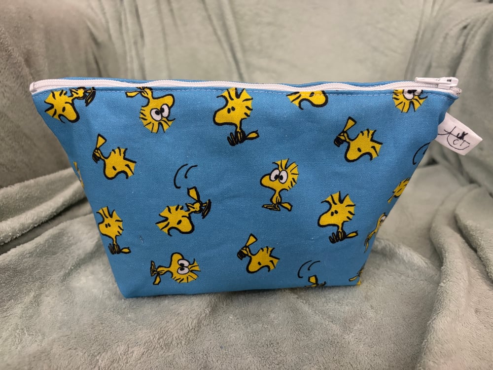 Image of Little Birdie Zipper Pouch