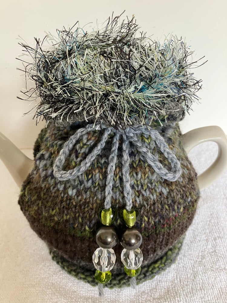 Image of medium MOSSY GREEN TWEEDY Go On! tea cosie