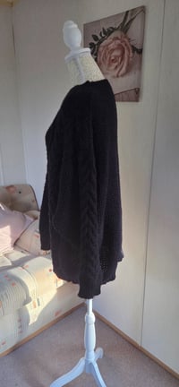 Image 6 of   Boohoo Plus Black Cable Knit Jumper – UK 20–22