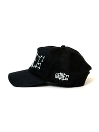 Image 3 of BW cap