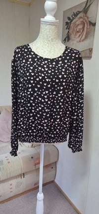 Image 3 of H&M Divided Black & Pink Heart Print Blouse – UK 16